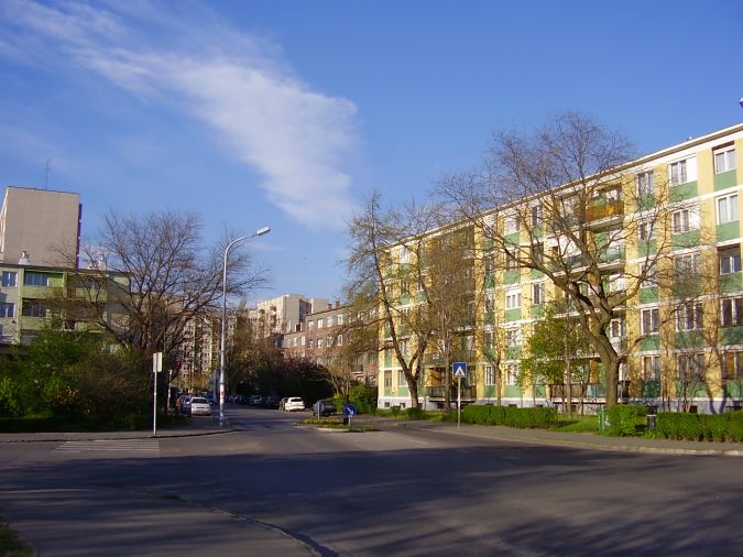 Kohósalak nagyblokkos technológiával épült lakóépület